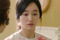 Ngày cưới mẹ chồng tặng 4 cây vàng, việc sau đó khiến tôi choáng váng