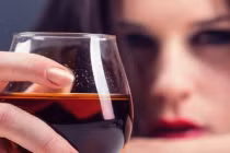 Đại kỵ khi uống rượu, rất nhiều người Việt vẫn mắc mà không hề biết