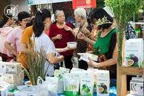 Vỏ bưởi sấy dẻo của Nông Lâm Food TP HCM