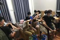 Bắt nhiều nhóm tổ chức động lắc và hút bóng cười giữa Đà Nẵng