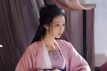 Cung nữ trở thành phi tần được hoàng đế sủng ái, say đắm