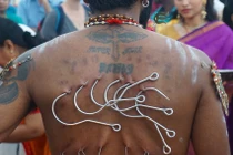 Choáng váng những phong tục "dị" nhất thé giới 