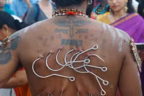 Choáng váng những phong tục "dị" nhất thé giới 