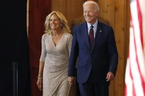 Hé lộ 5 lần cầu hôn vợ của ông Joe Biden