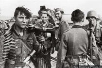 Toàn cảnh phát xít Đức đại bại trận Stalingrad, gục trong tuyết trắng 