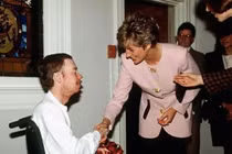 Loạt khoảnh khắc ấn tượng trong lịch sử nhân loại 