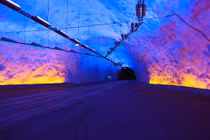 Sửng sốt trước 8 đường hầm độc đáo trên thế giới