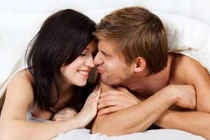 Nam giới nên làm gì để mạnh mẽ hơn trong “chuyện ấy“?