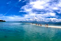 Đường trên biển dài nhất Việt Nam và loạt địa điểm đặc biệt khác