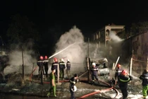 Cháy lớn ở trung tâm TP HCM tối giao thừa