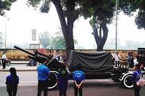 Diễn tập rước linh cữu Đại tướng ở Hoàng Diệu