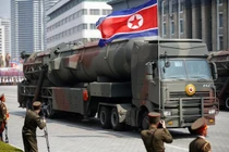 Tên lửa Triều Tiên giống hệt Topol, DF-31A, Mỹ-Hàn thảng thốt