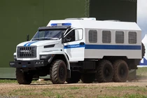 Choáng với dàn xe đặc chủng lực lượng thực thi pháp luật Nga (2)