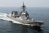 Soi chiến hạm Nhật Bản vừa tới cảng Cam Ranh, Việt Nam