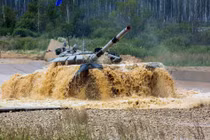 Khốc liệt những ngày đầu cuộc đua xe tăng ở Nga