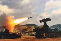 Bất ngờ: Việt Nam đang phát triển tên lửa phòng không