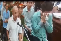 Vì sao Hà Văn Thắm ôm mặt khóc giữa phiên xử OceanBank?