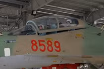 Trầm trồ buồng lái tiêm kích Su-30MK2 của Việt Nam