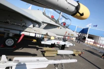 Chết mê dàn máy bay quân sự “khủng” ở Paris Air Show (2)