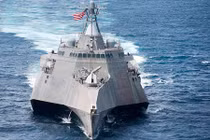 Hụt hẫng dàn hỏa lực tàu chiến Mỹ đang thăm Cam Ranh