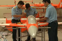 Thán phục quá máy bay phản lực UAV-03 của VN