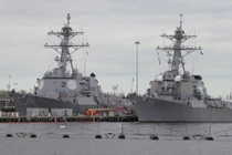 Hùng vĩ căn cứ hải quân lớn nhất thế giới 