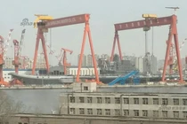 Xuất hiện dấu hiệu Trung Quốc sắp hạ thủy tàu sân bay