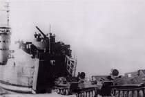 Cực hiếm ảnh cuộc đổ bộ đường biển lớn nhất của VN 