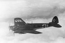 Ảnh quý máy bay ném bom số 1 của Đức trong CTTG 2