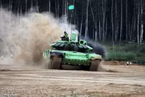 Kinh ngạc: Bộ đội Lào mượn xe tăng T-72 đi thi