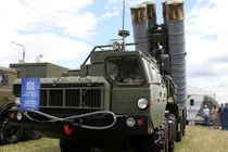 Chất như dàn tên lửa phòng không Nga mới chào hàng