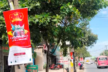 Quảng cáo bát nháo, băng rôn Anh văn Hội Việt – Mỹ bị “dẹp” ở TPHCM