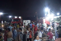 Người thân đau đớn tìm thấy sinh viên bị nước cuốn trong bão số 9