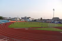  Sân tập cứng như bê tông, tuyển thủ Việt Nam than trời