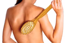 Làm đẹp làn da bằng bàn chải khô