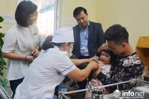 Hà Nội: Đồng loạt tiêm bổ sung vắc xin sởi - rubella cho hơn 600.000 trẻ
