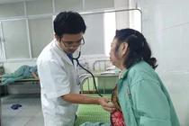 Cụ bà đau ngực từng cơn, vào viện đã thủng tim suýt chết