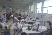  Đắk Lắk: Hàng chục người ngộ độc do ăn bánh mì vỉa hè