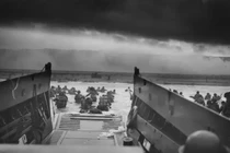 Tại sao Anh, Mỹ trì hoãn mở Mặt trận thứ hai chống phát xít?