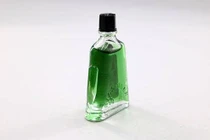 Nhỏ dầu gió vào rốn trước khi ngủ, điều kỳ diệu xảy ra