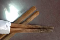 Giật mình món đồ trong bếp tiềm ẩn mối nguy gây ung thư 