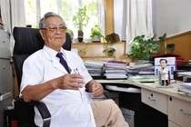 Viện sĩ chỉ cách ngừa ung thư sau hàng chục năm nghiên cứu