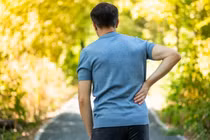 6 thói quen đi bộ “bào mòn” sức khỏe, triệu người không biết