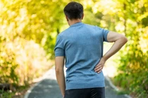 6 thói quen đi bộ “bào mòn” sức khỏe, triệu người không biết