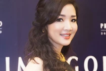 Người đẹp Giáng My khoe dáng xinh, ngực đầy quyến rũ