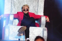 Sơn Tùng M-TP lại bị tố đạo phong cách G-Dragon