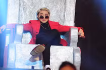 Sơn Tùng M-TP lại bị tố đạo phong cách G-Dragon