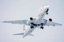 Máy bay SJ-100 của Nga vừa tạo nên kỳ tích có gì đặc biệt? 