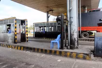 Doanh nghiệp “chống lệnh” dừng thu phí của UBND tỉnh Quảng Nam?