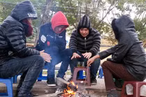 Không khí lạnh tràn khắp miền Bắc, nhiều nơi mưa to